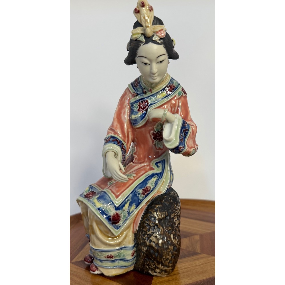 Vintage Chinese Shiwan Wucai Porcelain Figurine Seated Lady Hand Painted Decor